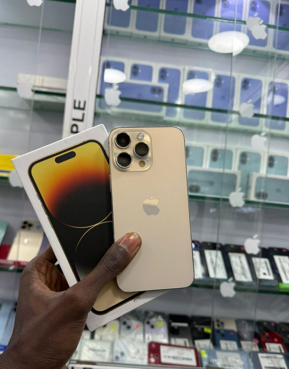 14 pro max 128go avec carton