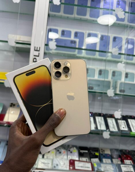 14 pro max 128go avec carton