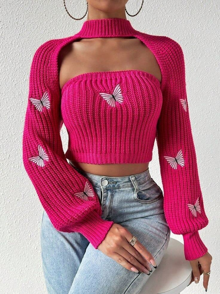 Crop hoodie and trousers