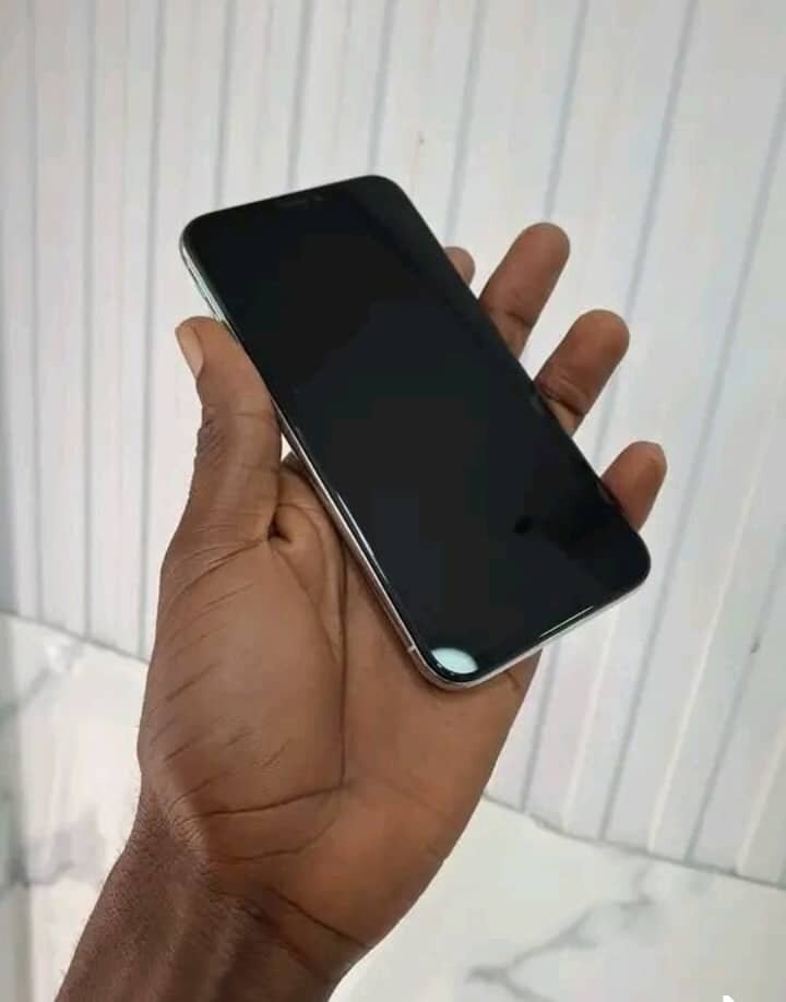 iPhone X 64GB Argent
