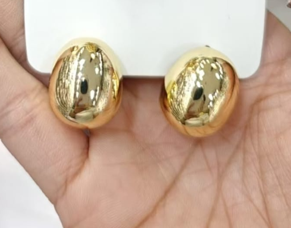 Earrings gold
