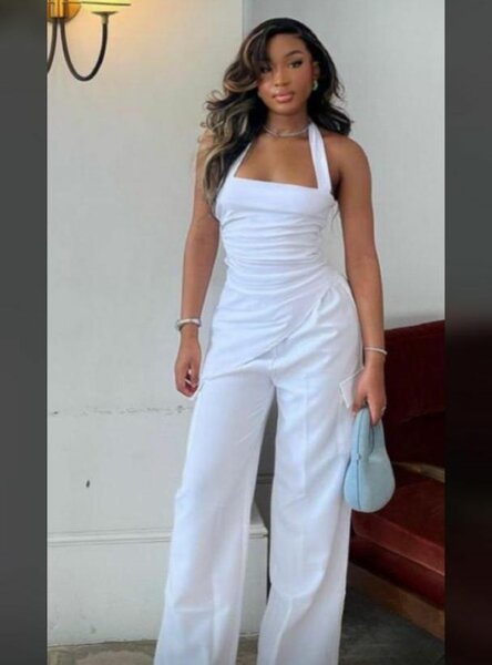 Combinaison élégante blanche