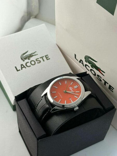 Montre Lacoste élégante