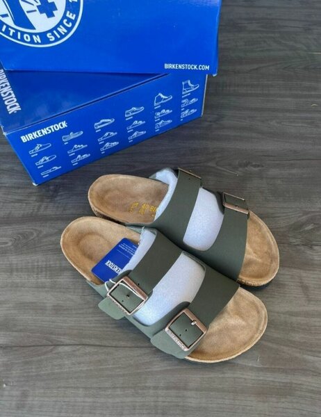 BIRKENSTOCK