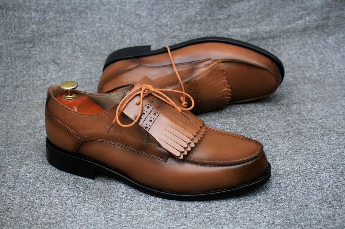Soulier 100 % cuir véritable qualité supérieure