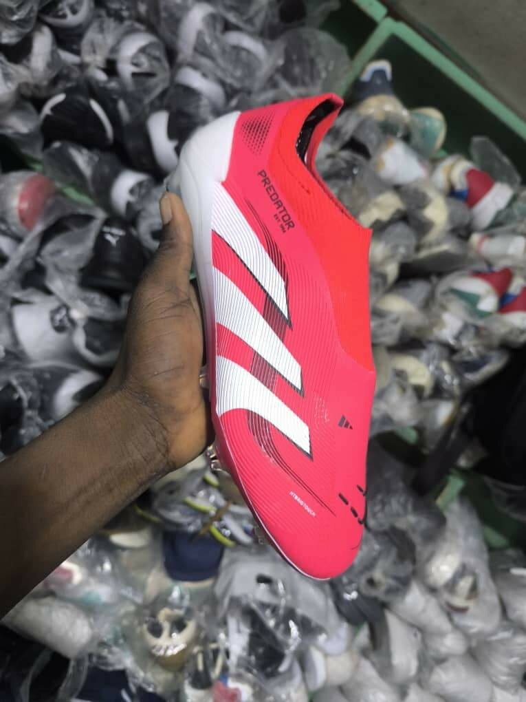 Chaussures de Foot Predator