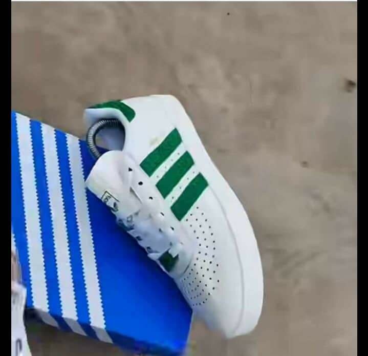 Paire adidas 350 authentiques