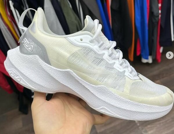 кроссовки FILA