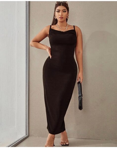 Robe élégante dos nu noir