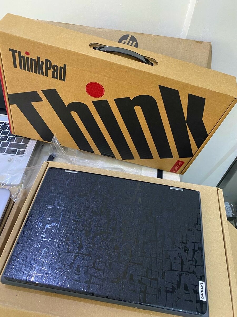 LENVO YOGA 300E  X360 11.6" TOUCH FLIP INTEL PENTIUM SILVER