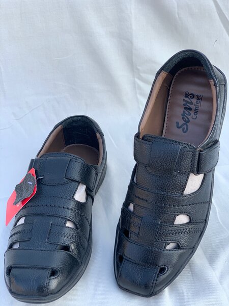 Service shoes