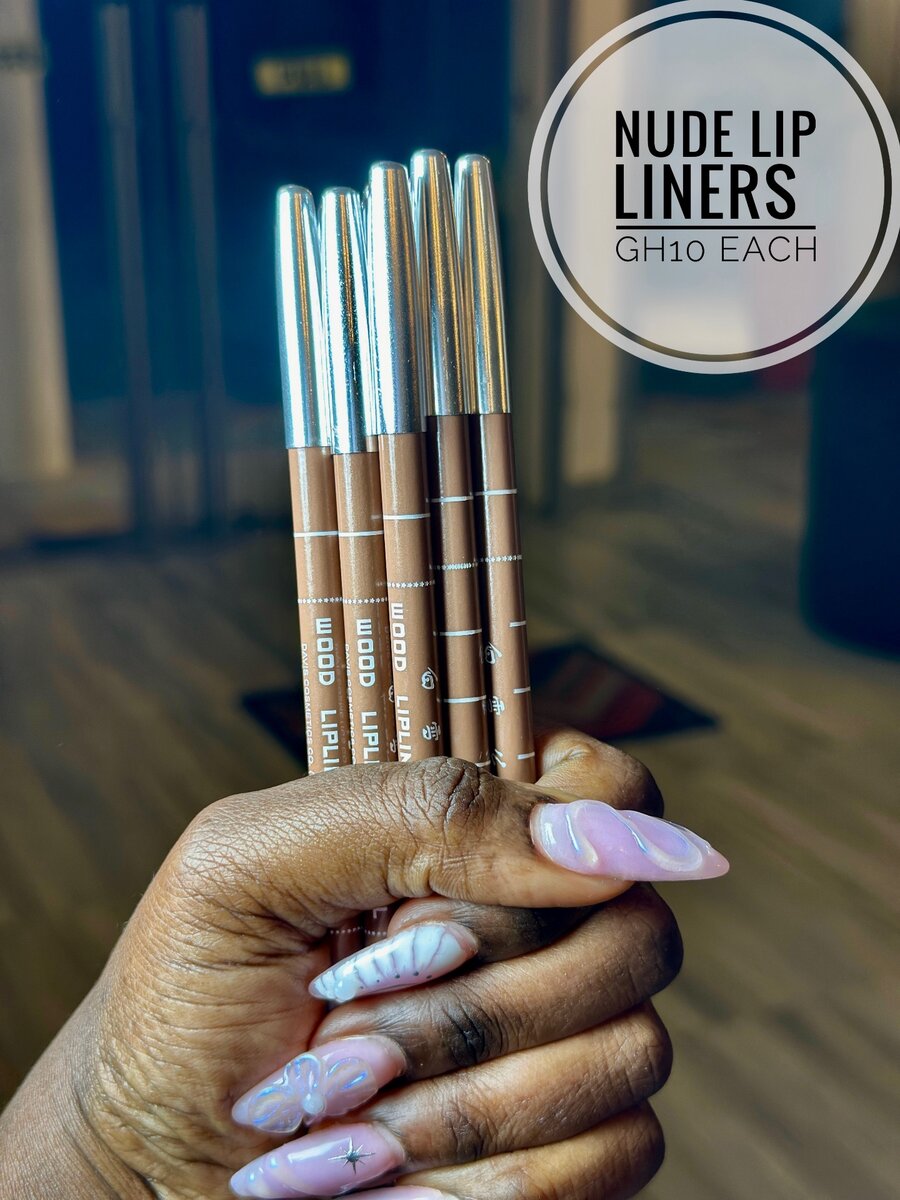 Light brown lip liner