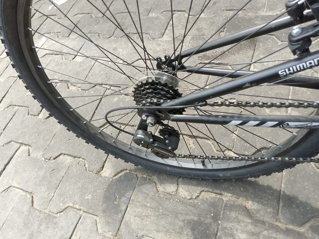 Vélo tout-terrain robuste