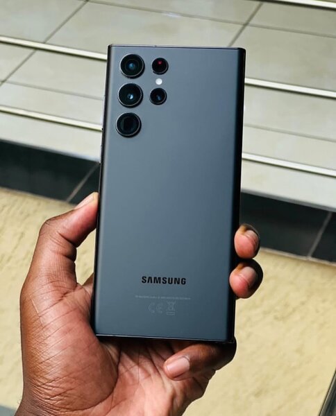 SAMSUNG GALAXY S22 ULTRA