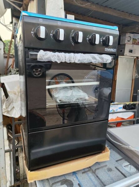 Gazinière nasco 4 feux avec four prix :