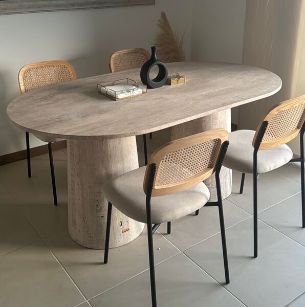 Table à manger en pierre naturelle