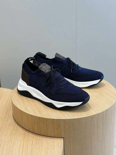 Baskets légères en maille homme