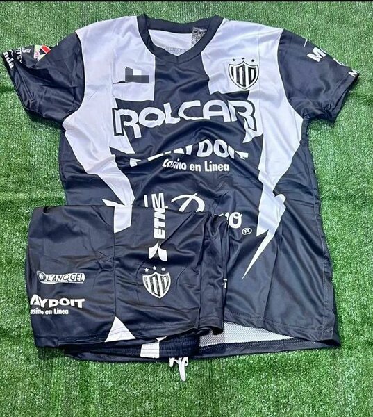 Ensemble de maillots de foot