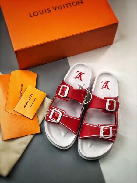 Sandales Louis Vuitton élégantes