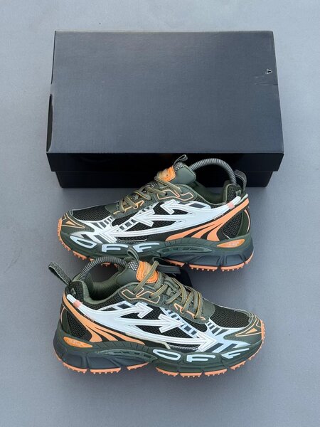 Sneakers de course modernes