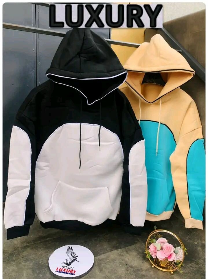 Sweat à capuche patchwork uni