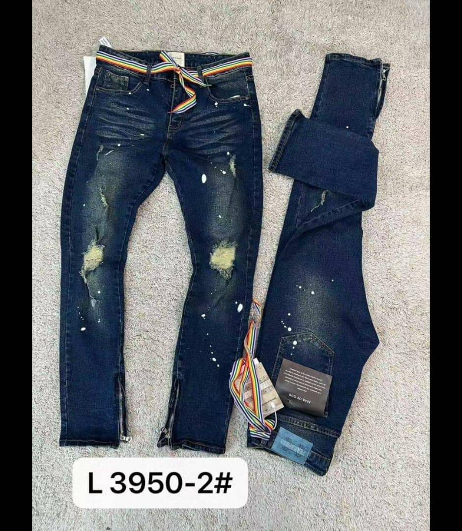 Jeans tendances déchirés