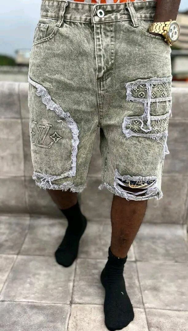Shorts en jean déchiré
