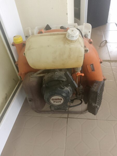 Souffleur à dos puissant