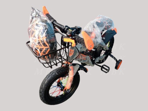 Vélo pour enfant avec stabilisateurs