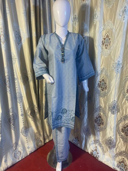 Shalwar Kurta Lawn