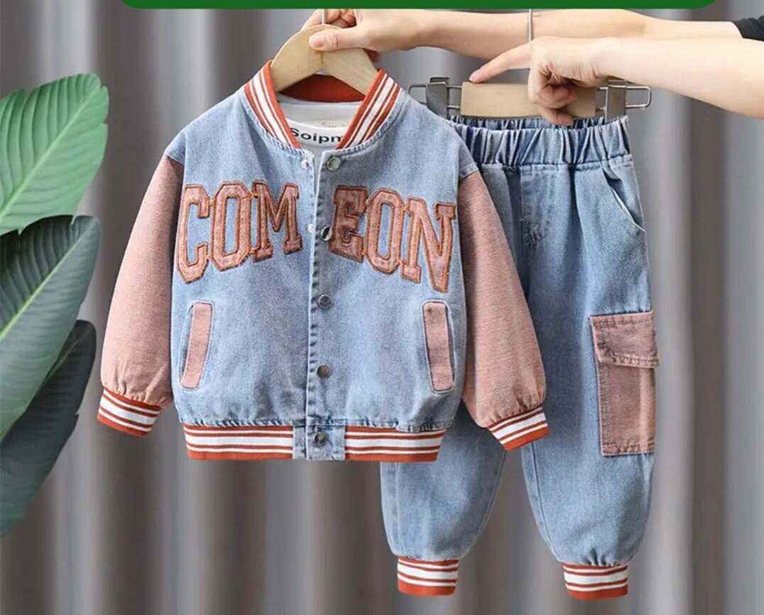 Très joli ensemble pour enfant