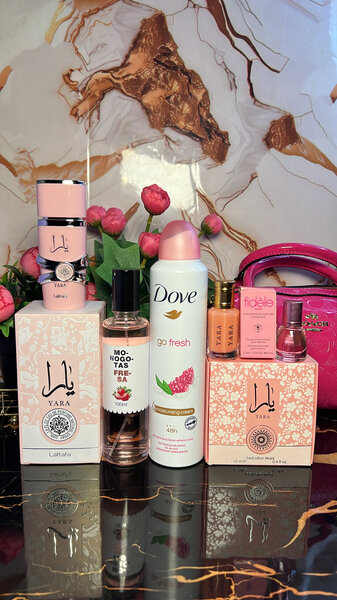 Ensemble de Parfums et Déodorants