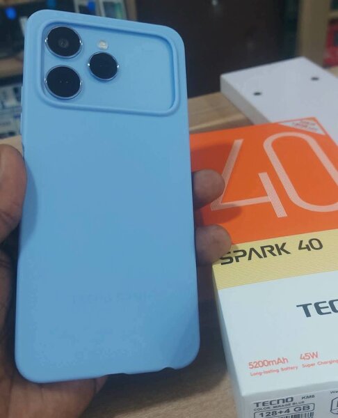 Tecno Spark 40 Pro+ Bleu