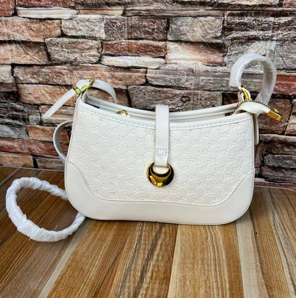 Sac à main élégant blanc doré