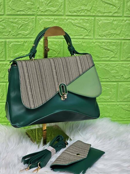 Sac à main chic avec pochette