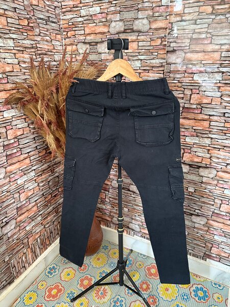 Pantalon cargo noir pour homme