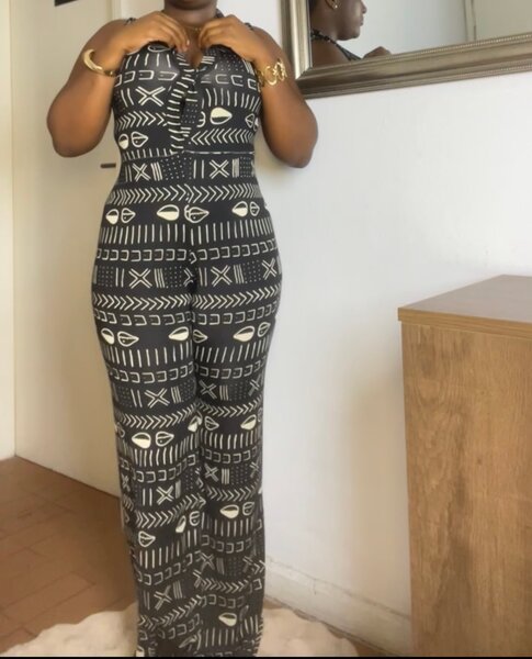 Combinaison imprimée élégante