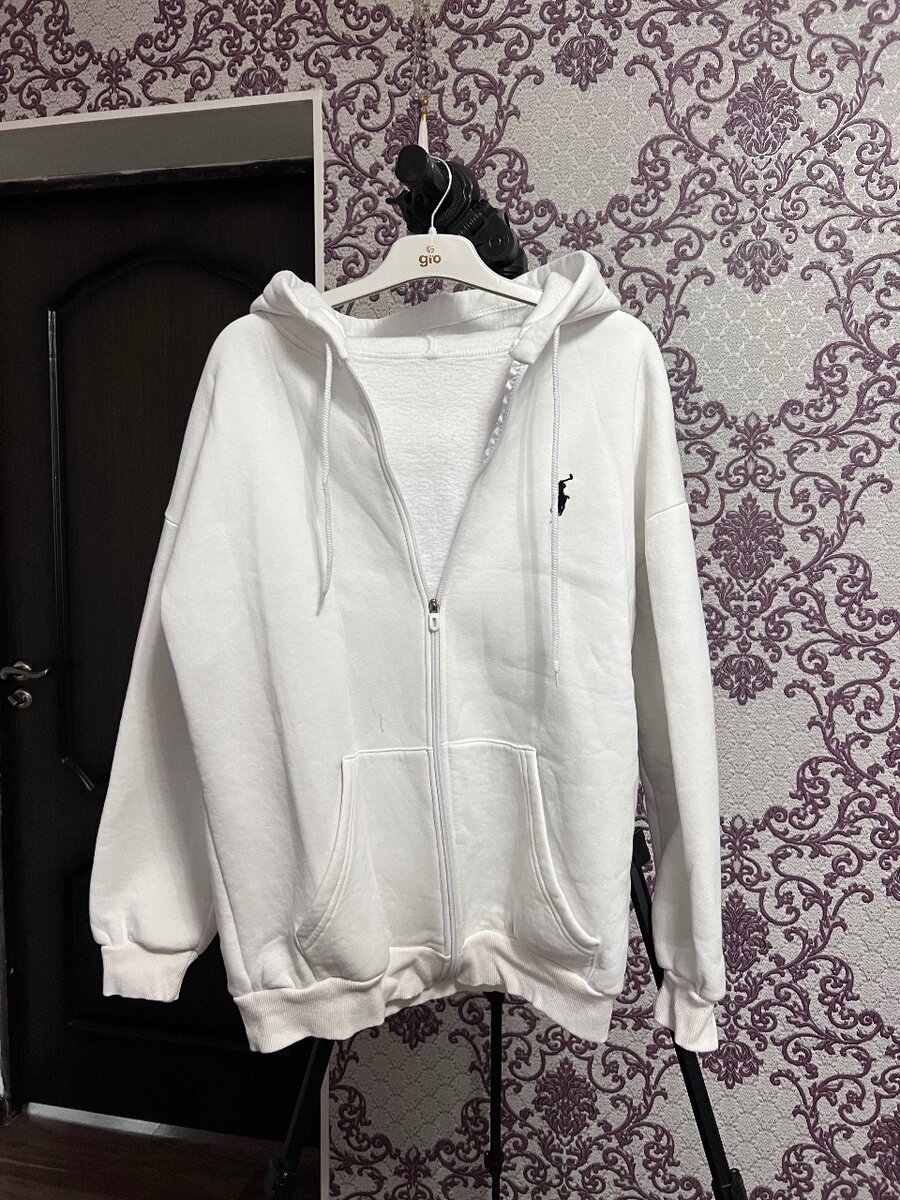 Толстовка. В идеаль. состоянии