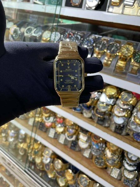 Montre Bracelet Dorée Luxe