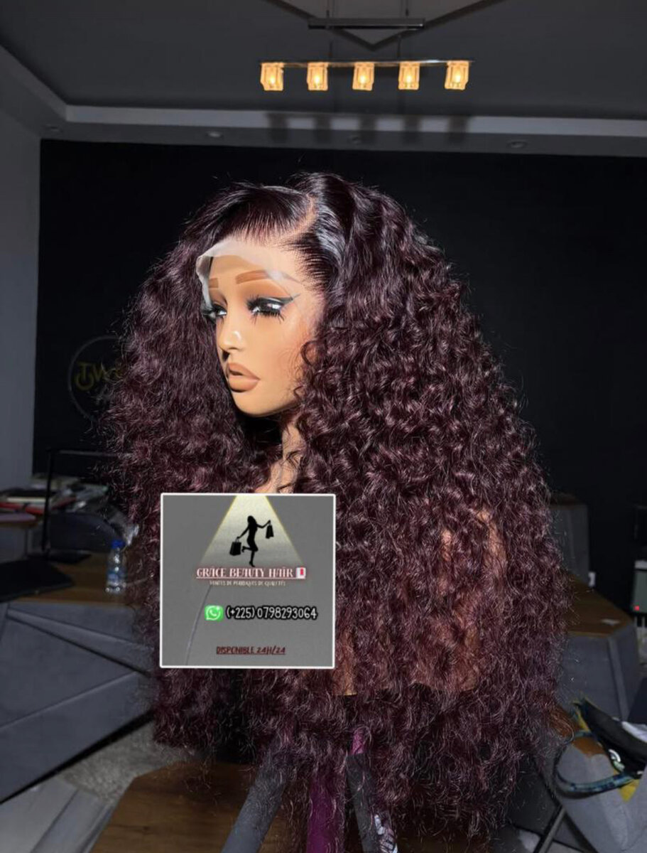 Perruque Bouclée Longue Bordeau