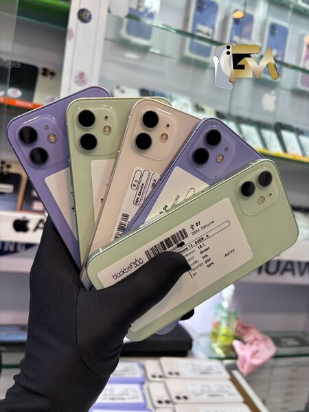 iPhone 12