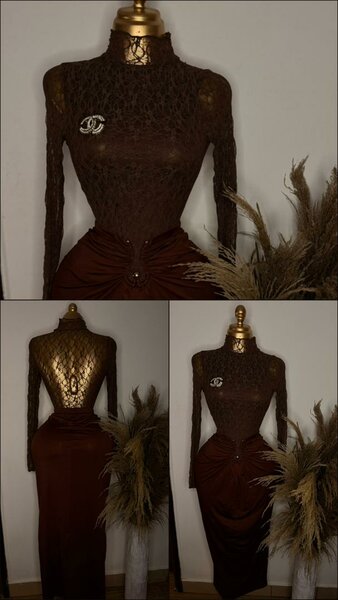 Robe élégante en dentelle marron