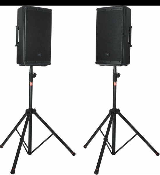 Haut-parleurs puissants sur pied