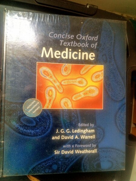 Concise Oxford Textbook of Medicine
