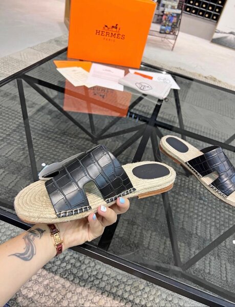 Sandales en cuir élégantes