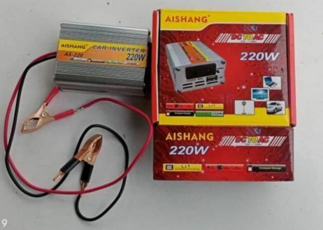 Convertisseur de voiture 220W