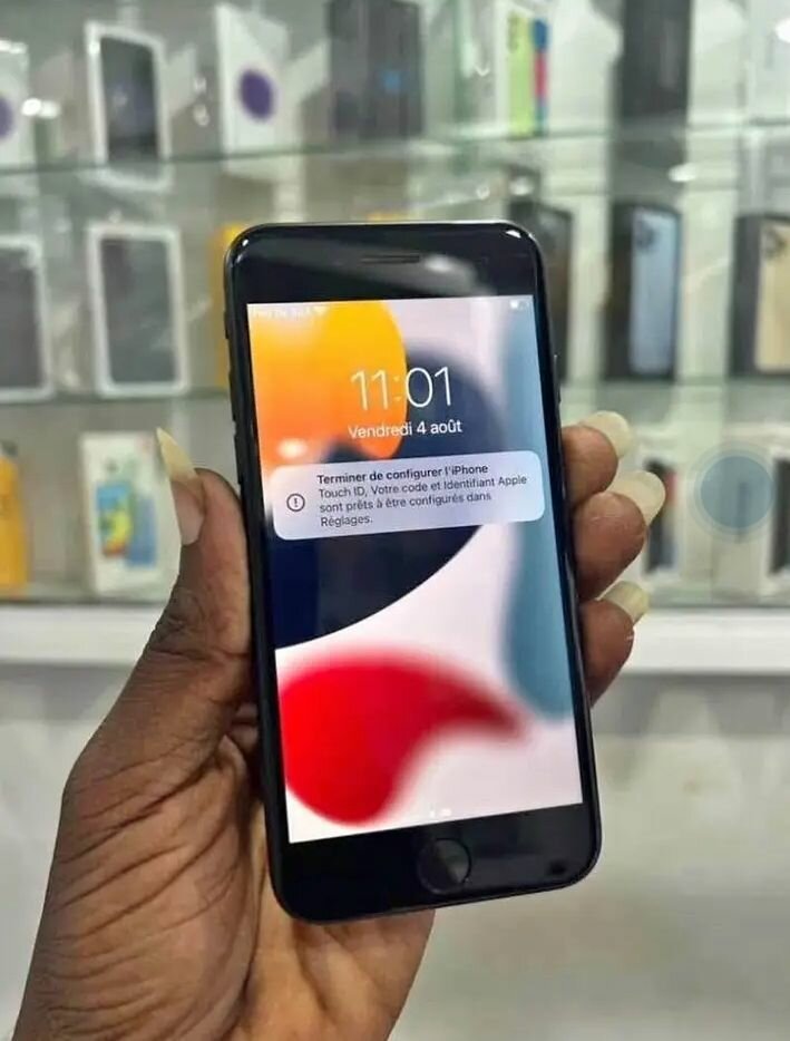 iPhone 7 32GB  casi neuf