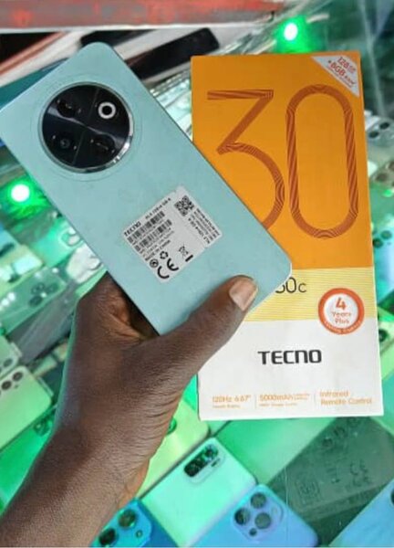 Smartphone Tecno 30c moderne