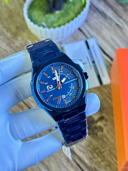 Montre homme élégante en acier