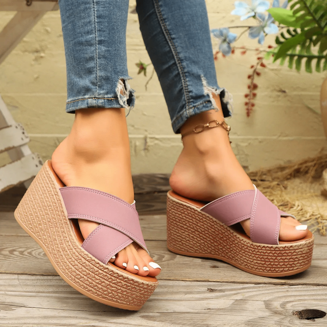 Sandales compensées en cuir